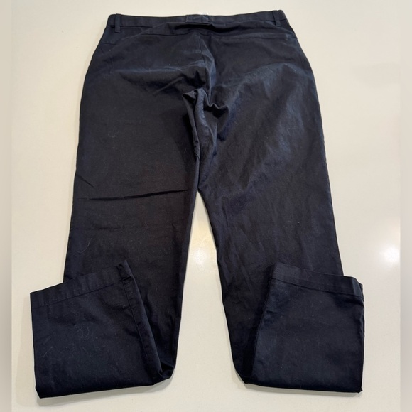 Fabletics Lightweight Pants Mens Size 33x32 Black Golf Chino Performance - Picture 2 of 10